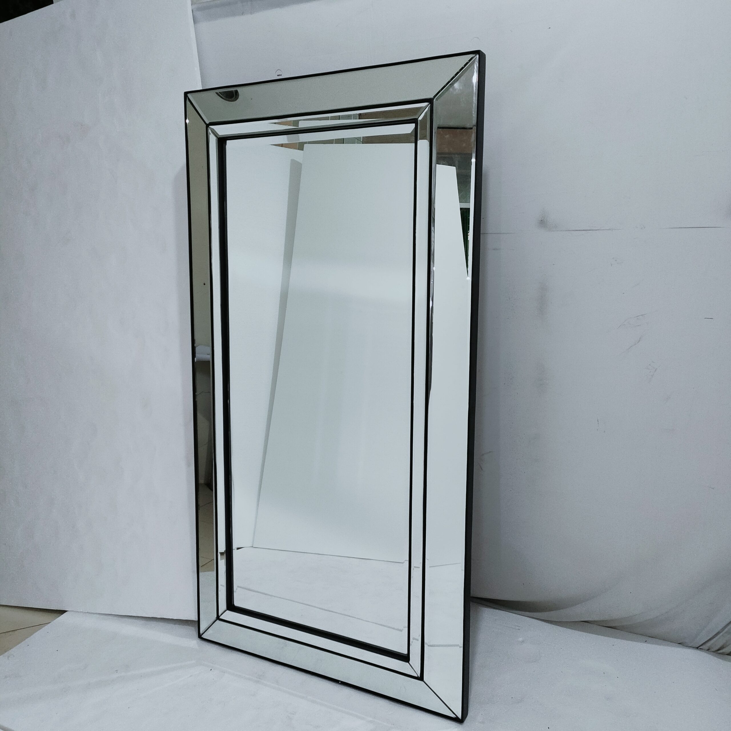 MG 004664 Standing Floor Mirror - Image 7