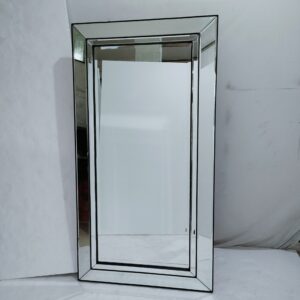 MG 004664 Standing Floor Mirror