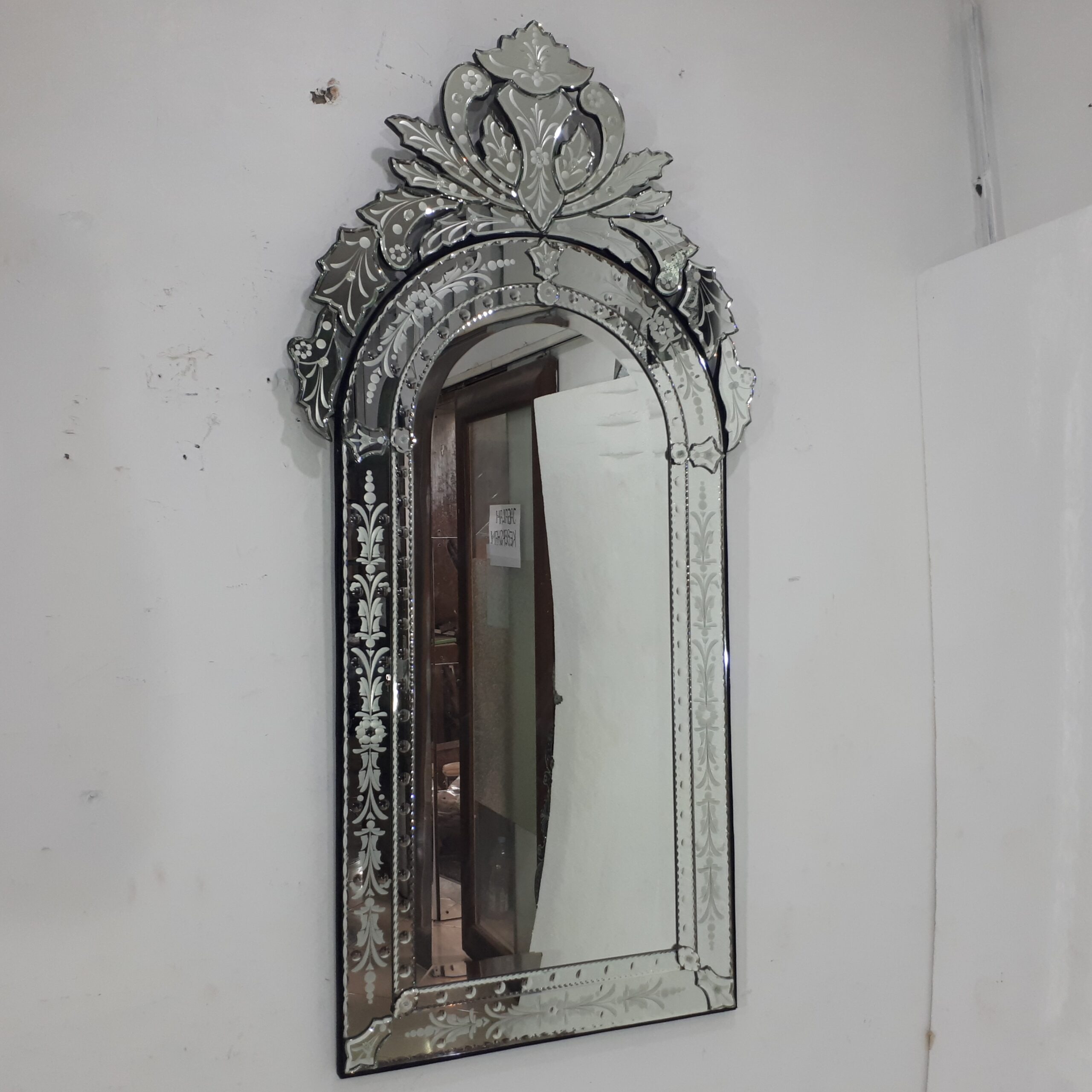 MG 001008 Venetian Mirror Tiara Large - Image 5