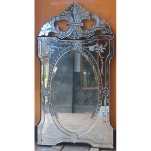 MG 001106 Venetian Mirror Topas