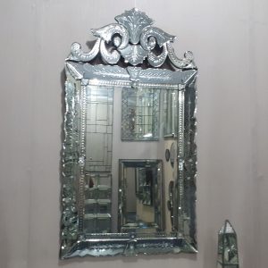 MG 001141 Venetian Mirror Large
