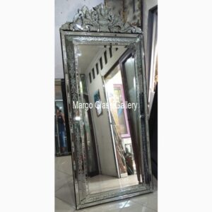 MG 001144 Venetian Standing Mirror