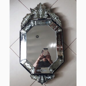 MG 001148 Venetian Mirror Octagonal