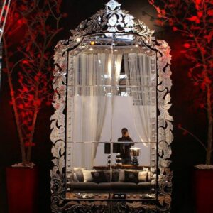 MG 002013 Venetian Mirror Full Crown