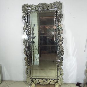 MG 002044 Venetian Mirror Rectangular Full Crown