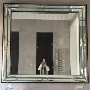 MG 004008 Modern Wall Mirror
