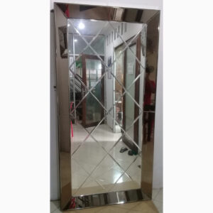 MG 004576 Beveled Wall Mirror Rectangle Large