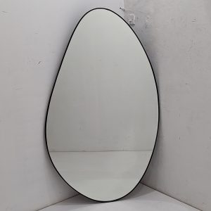 MG 004762 Organic Mirror Large Matt Black