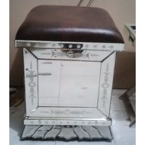 MG 006001 Mirrored Furniture Belva