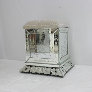 MG 006280 Stool Mirrored