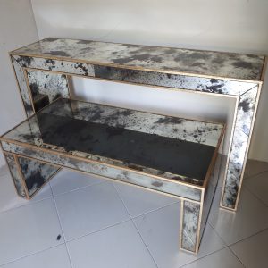 MG 006212 Consol Antique Mirror