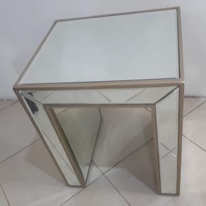 MG 006225 Mirrored Bedside Table Goldleaft