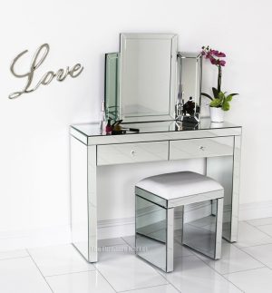 MG 006246 Venetian Mirrored Stool Angel White