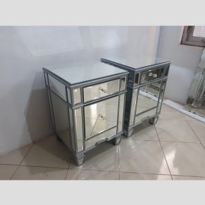 MG 006261 Mirrored Nakas Silver 2 Drawers