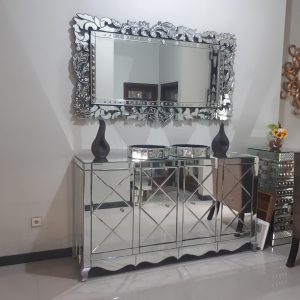 MG 006275 Cabinet Beveled Mirror