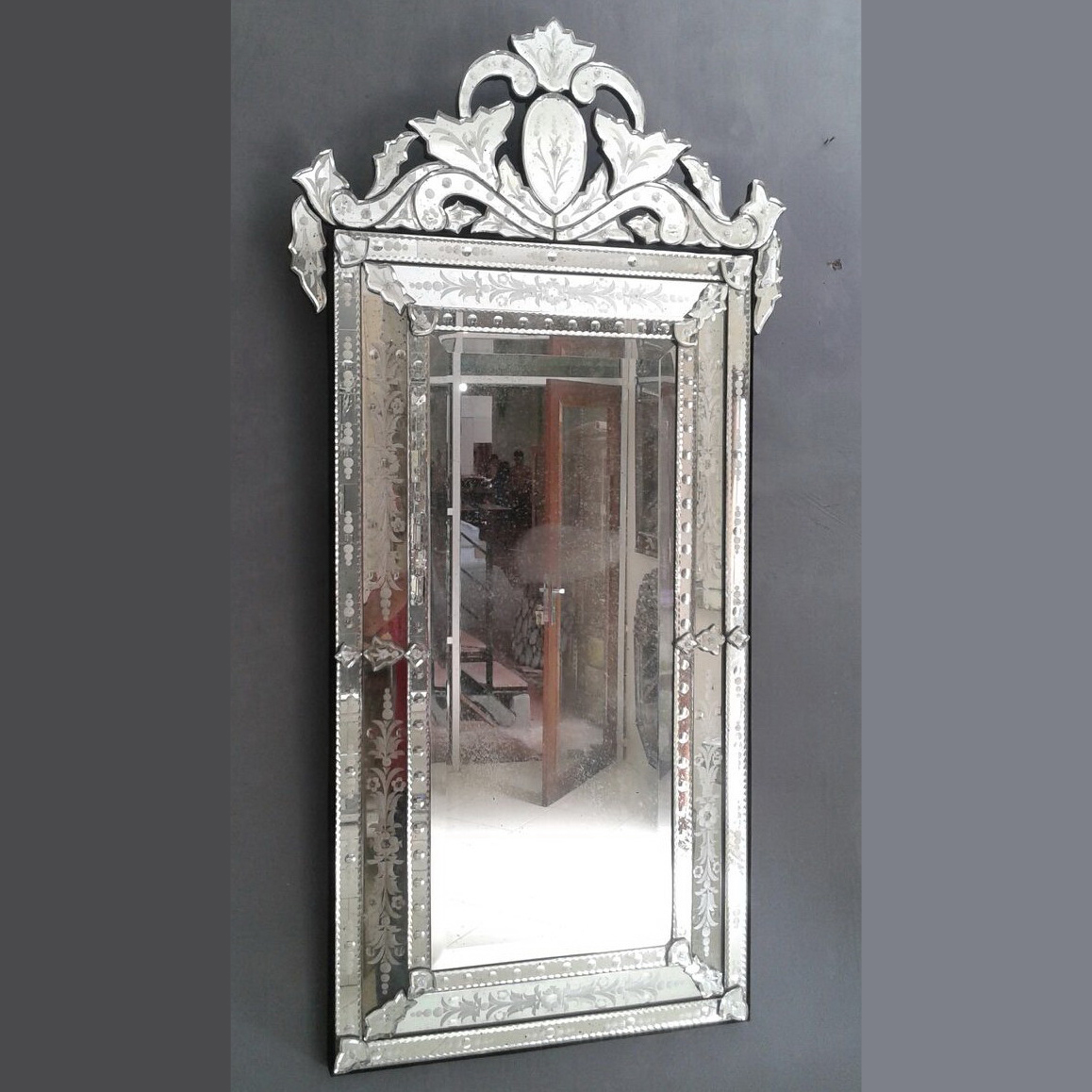 MG 014003 Antique Venetian Mirror