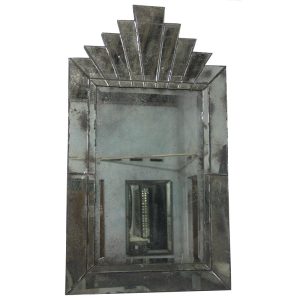 MG 014041 Antique Mirror Decor