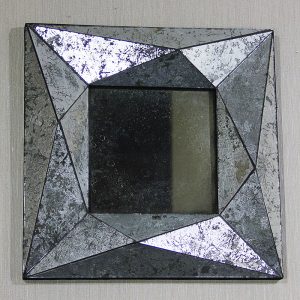 MG 018032 3D Square Mirror