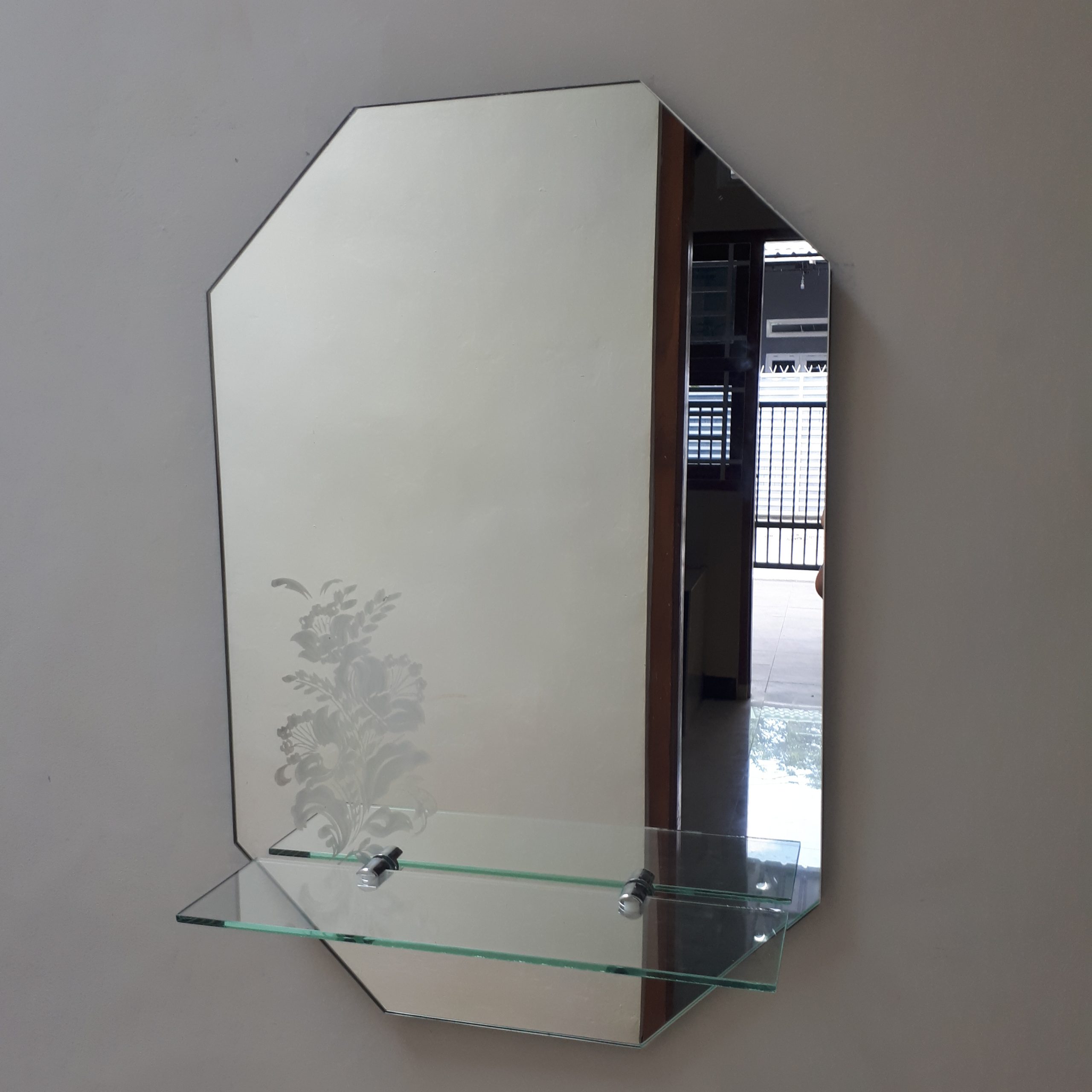 Cermin Kamar Mandi MG 018064