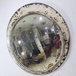 MG 050029 Convex with frame white antique (5)