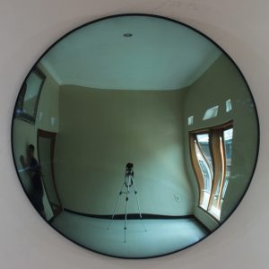 MG 050076 Green Silver Convex with Brass antique frame 90cm (1)