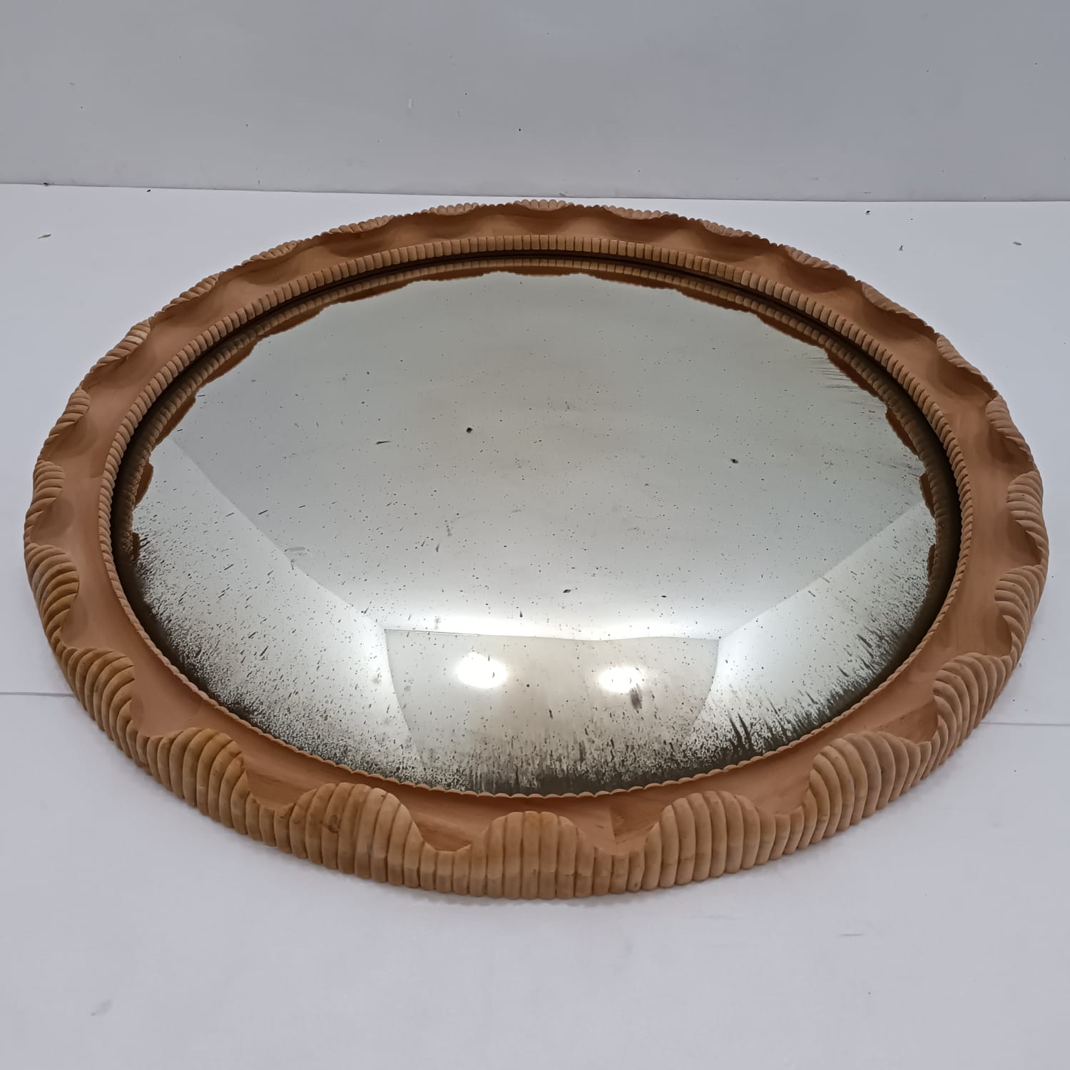 MG 050146 konvex 95cm + wood frame (2)