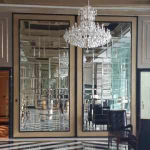 MG 065004 Beveled Large Mirror