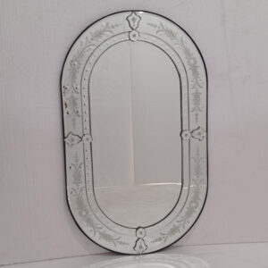 MG 080093 Venetian Oval Mirror Capsule