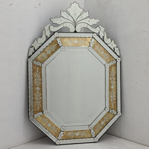 MG 080101 Venetian Mirror list Gold Leaf